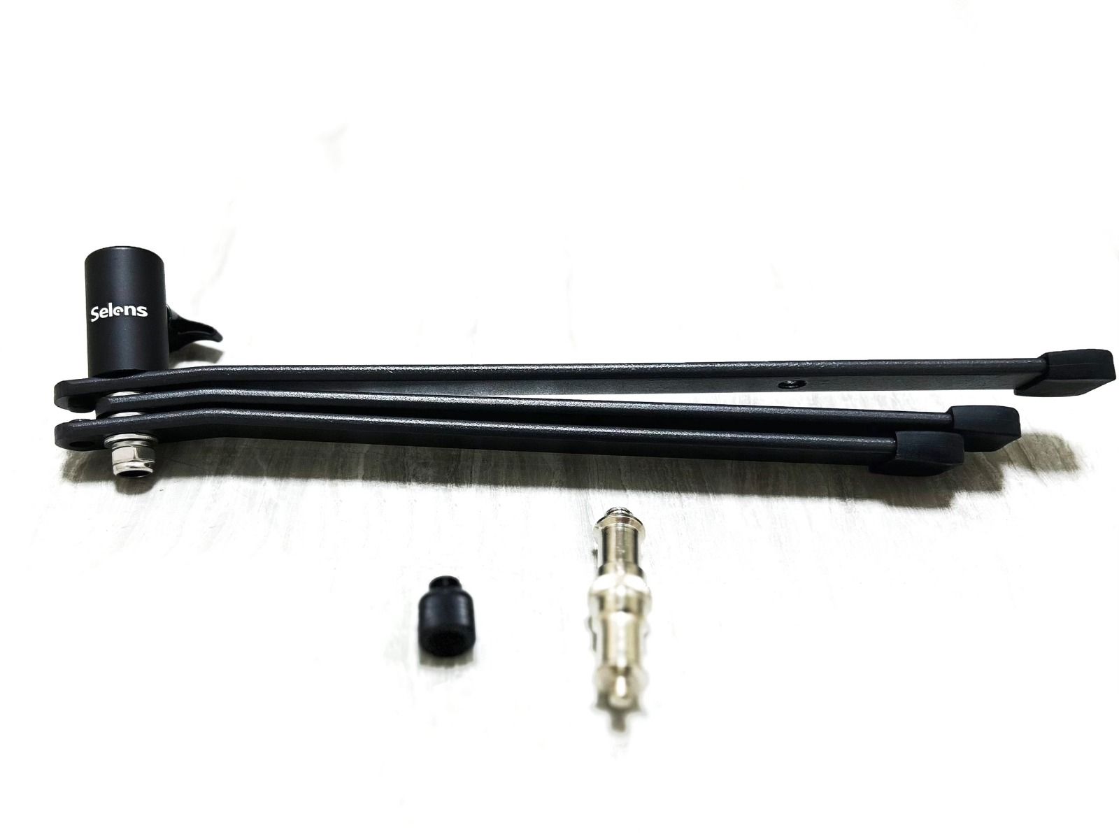 Tripod with M10 Adaptor for MC-750 & JPC-12 Antennas