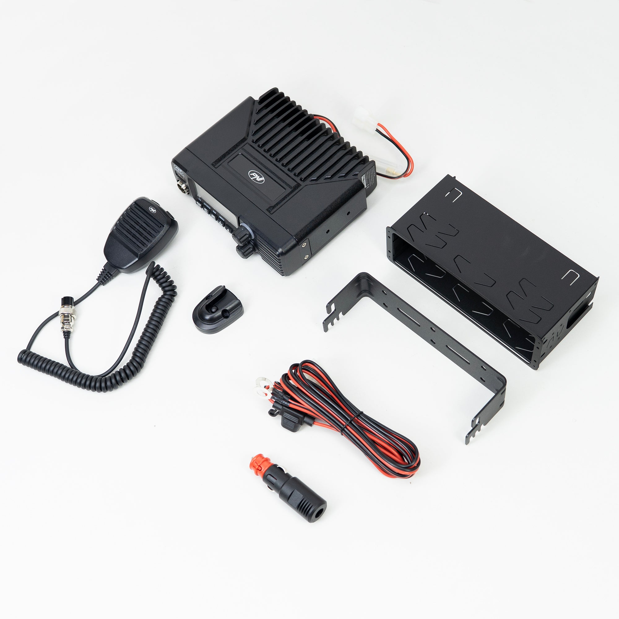 PNI Escort HP 40 Multistandard CB Radio – AM/FM 40 Channels, 12V/24V