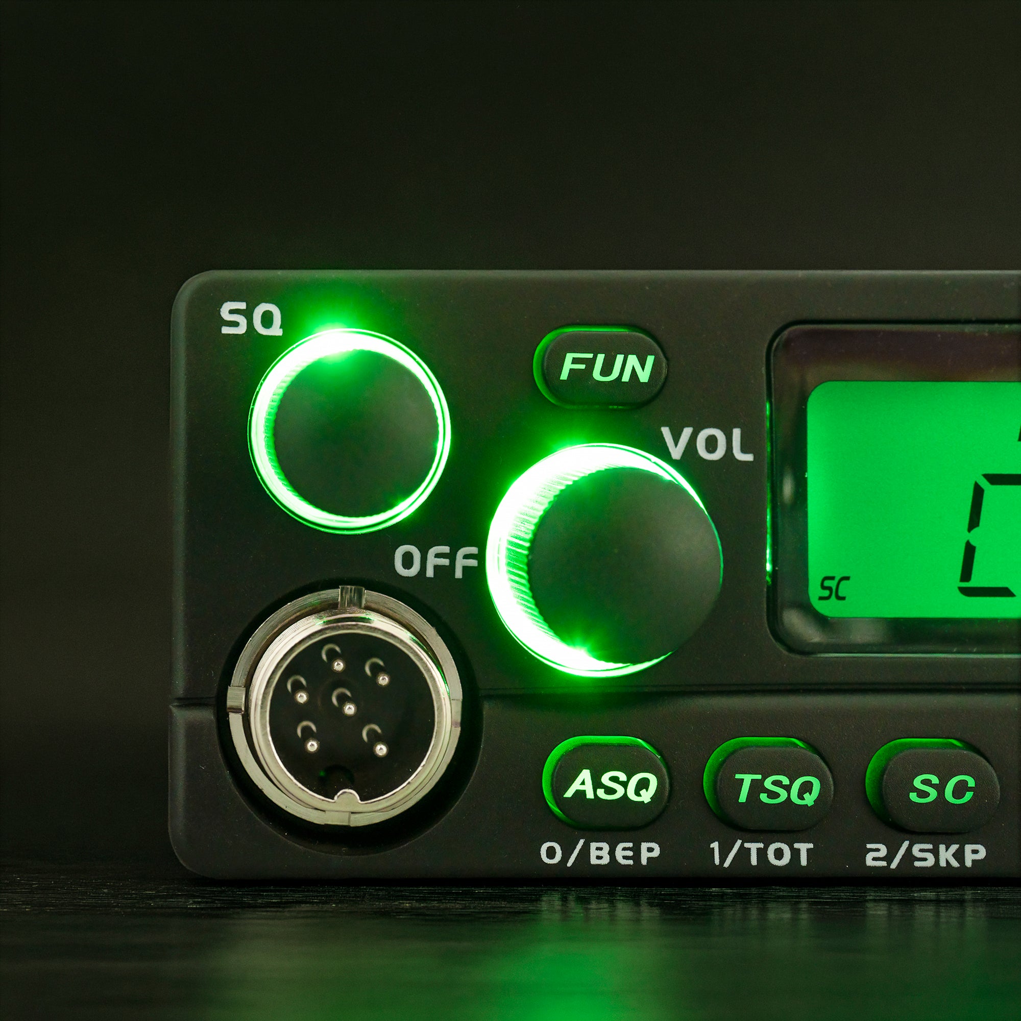 PNI Escort 60 Multistandard, FM/AM, 12V, ASQ, RF Gain