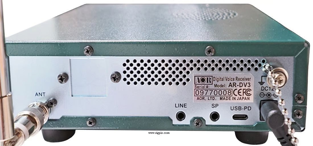 AOR AR-DV3 Digital Voice Receiver 100kHz–3000MHz