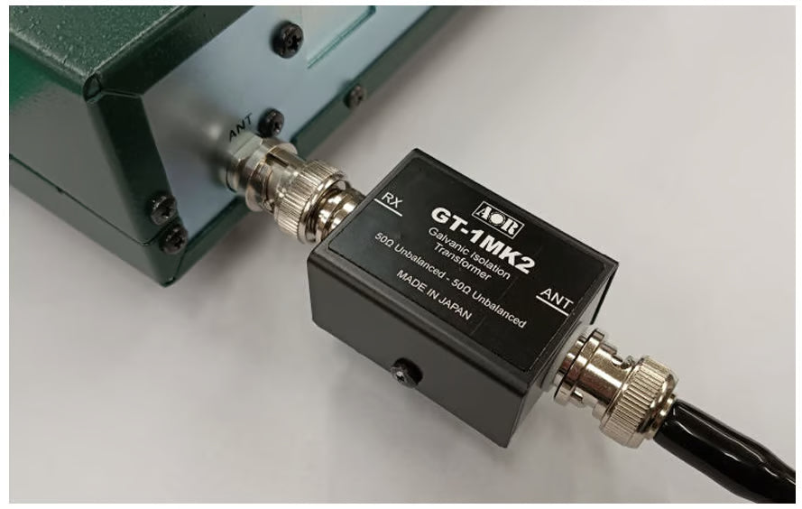 AOR GT-1MK2 connected between a receiver antenna input and BNC antenna cable